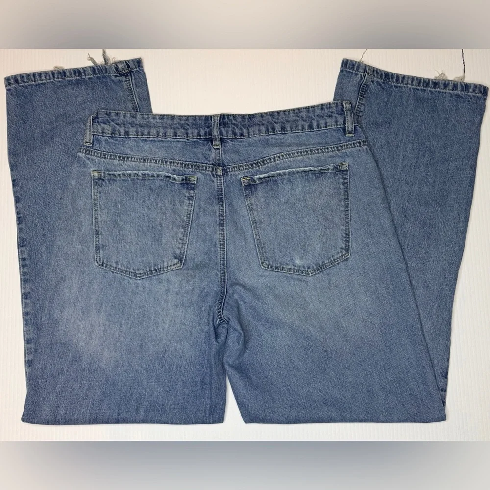 Empyre Zia Low-Rise Vintage Straight Jeans Heavily Distressed/Skater Vibe Size 6